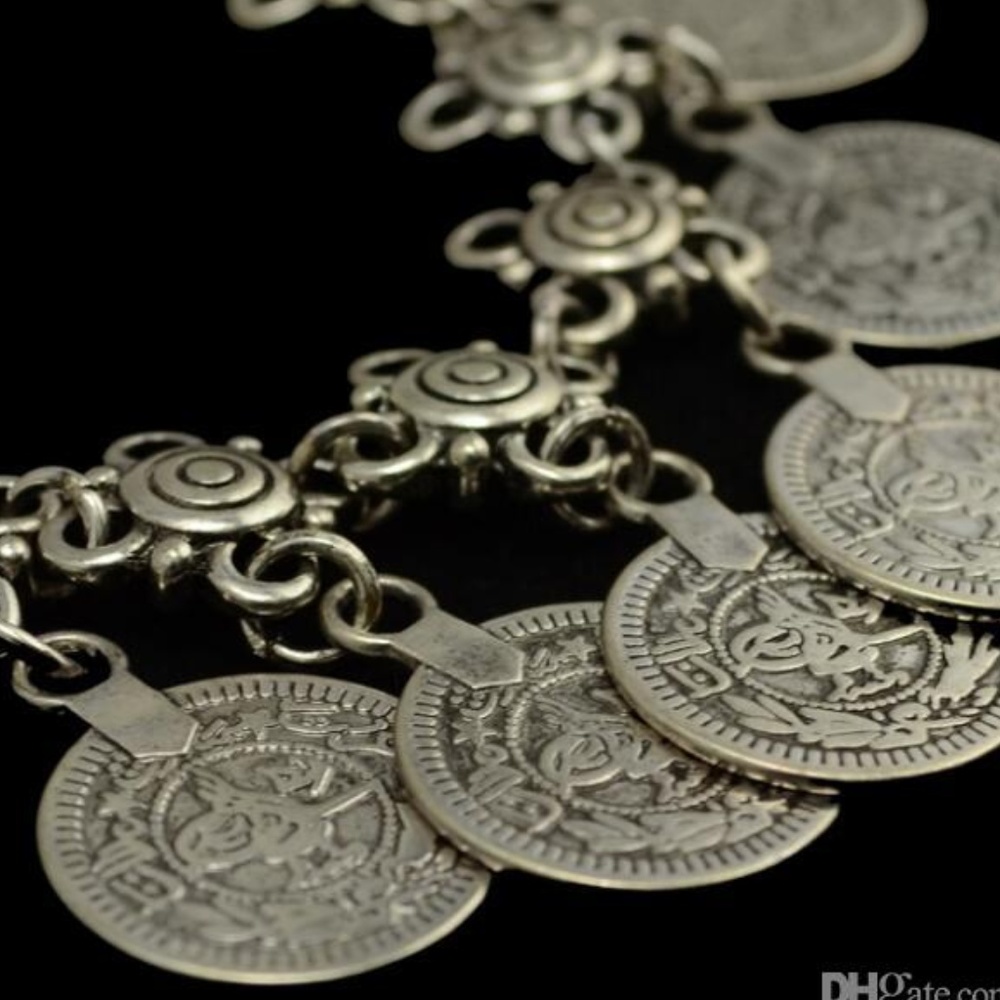 Coin ankle bracelet FREE WITH ANY BUNDLE - Picture 3 of 3